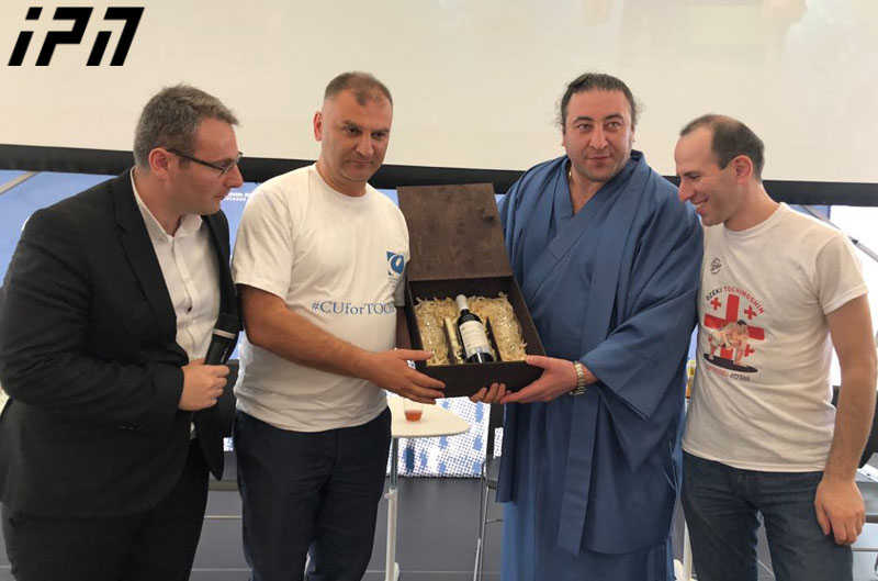 Georgian Ozeki Tochinoshin awarded honorary citizenship of Mtskheta geotv.ge